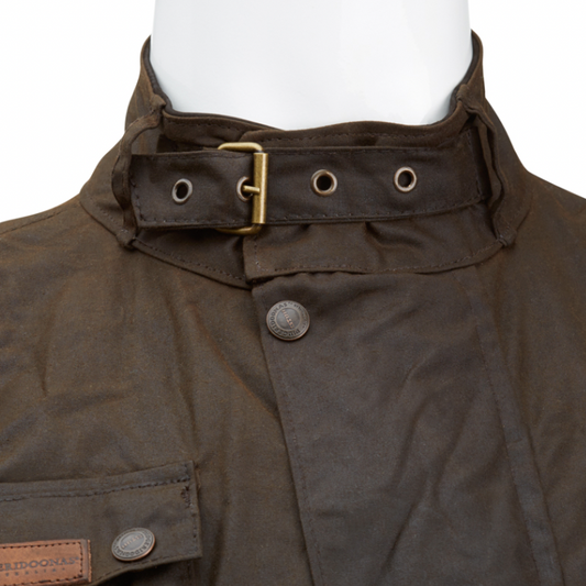 Oilskin Jacket collar with neck buckle