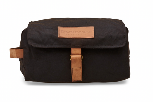 Oilskin Toilet Bag